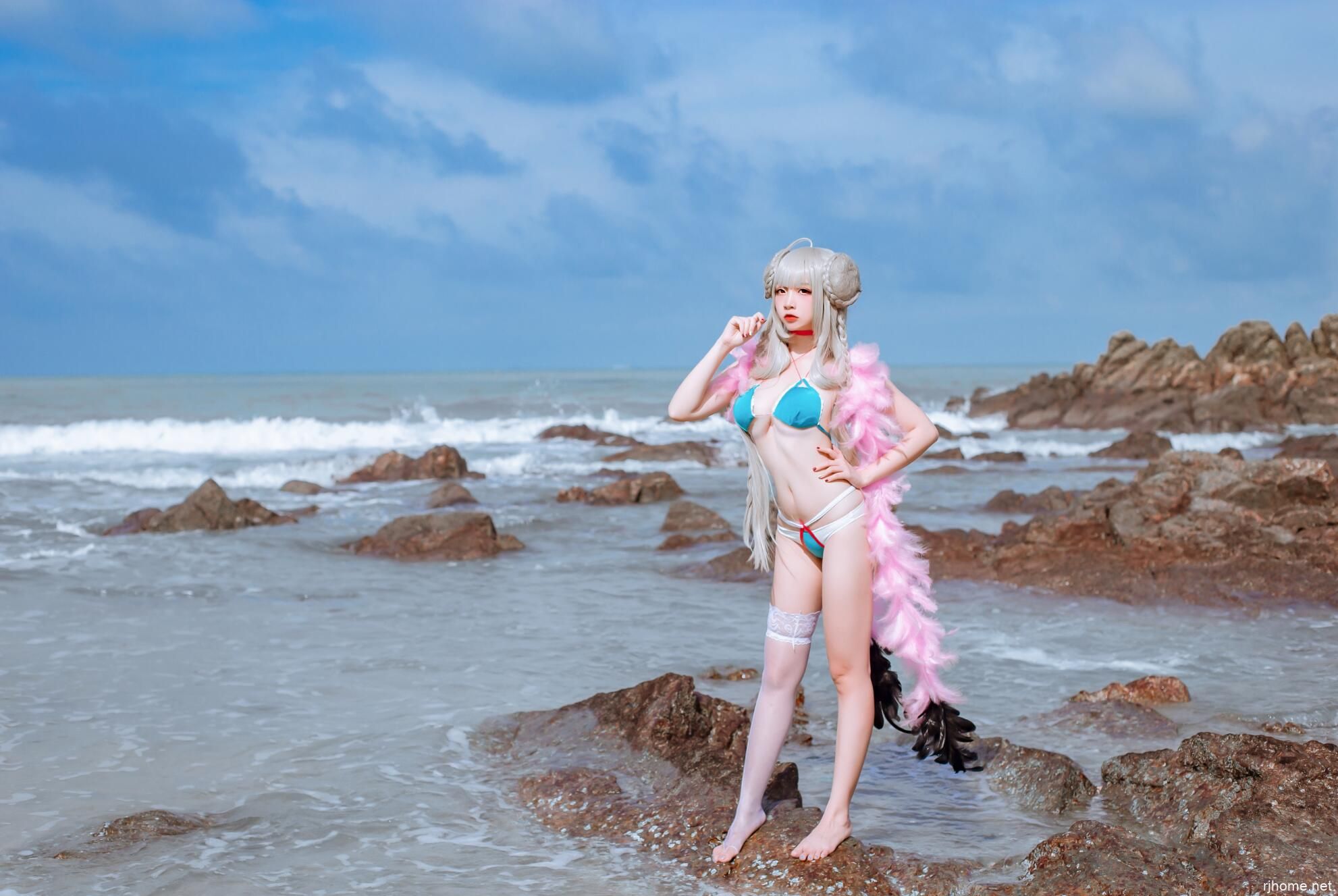 [042]二佐 - 可畏泳装 [度盘] [25P-198MB]