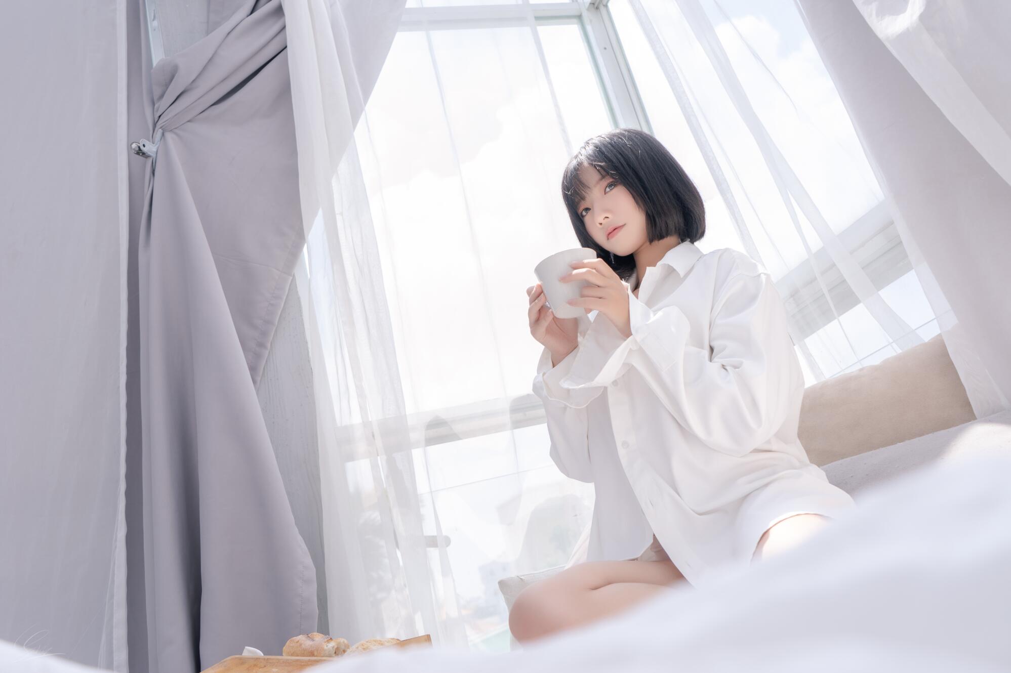 [006]Messie Huang – Boyfriend's shirt [度盘] [26P/59M]