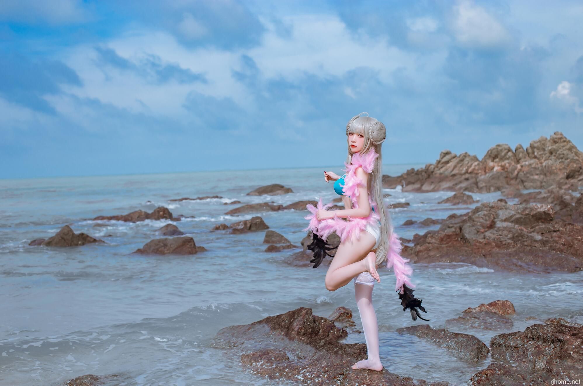 [042]二佐 - 可畏泳装 [度盘] [25P-198MB]