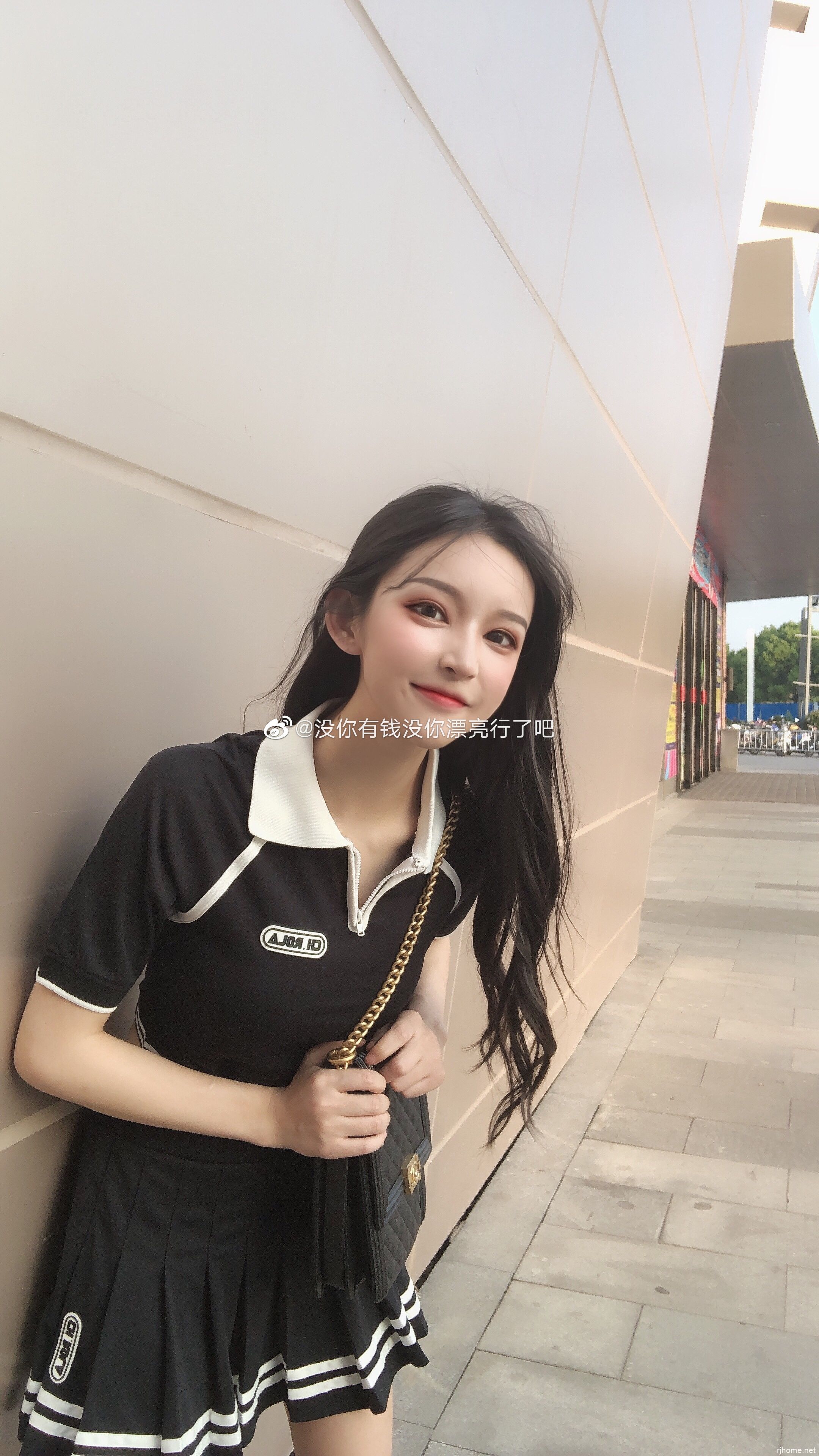 [2020092201]没你有钱但比你漂亮[度盘]-[13p+1v/37M]