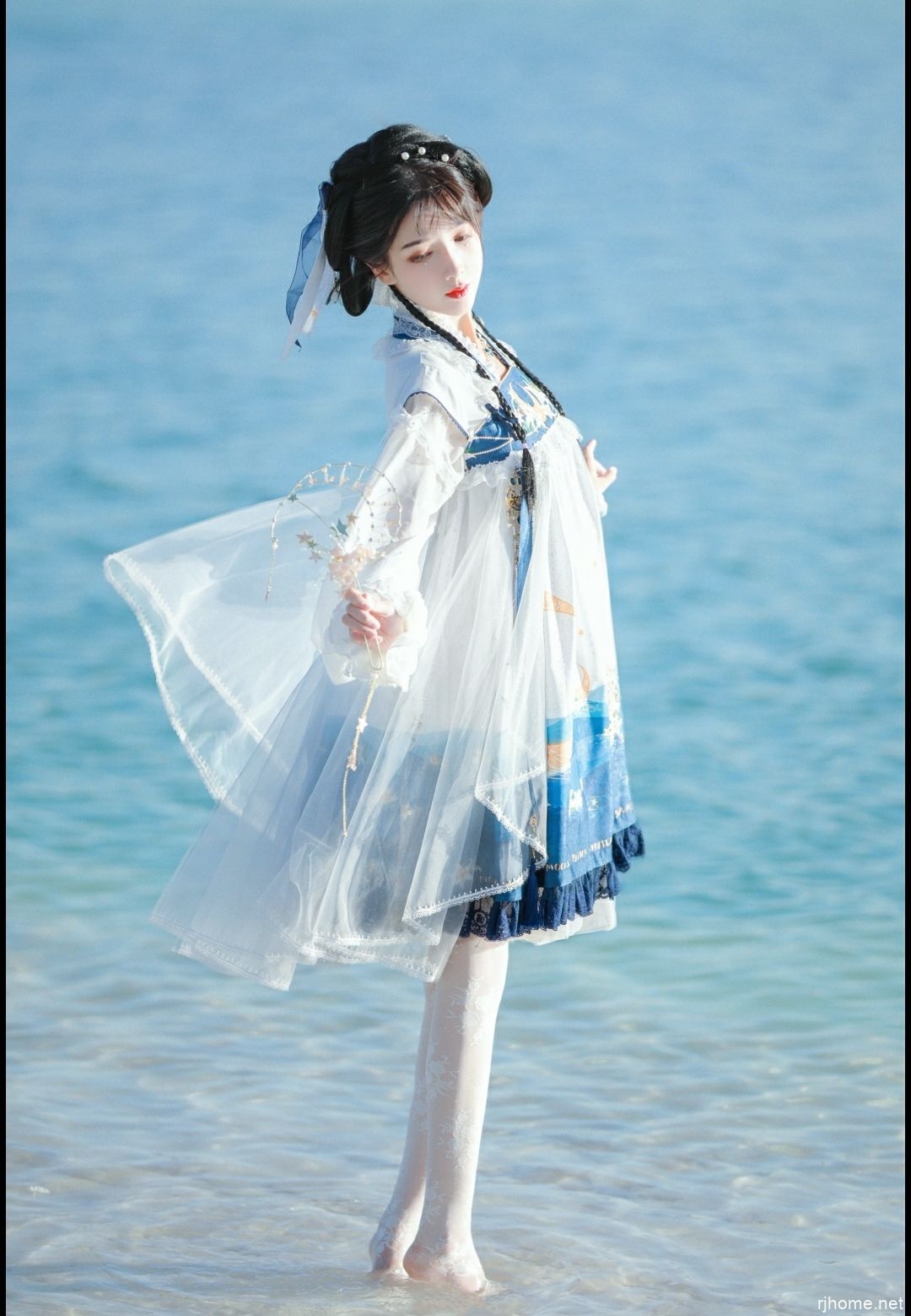 仓大佬--[ 海上生明月 11p 178mb]