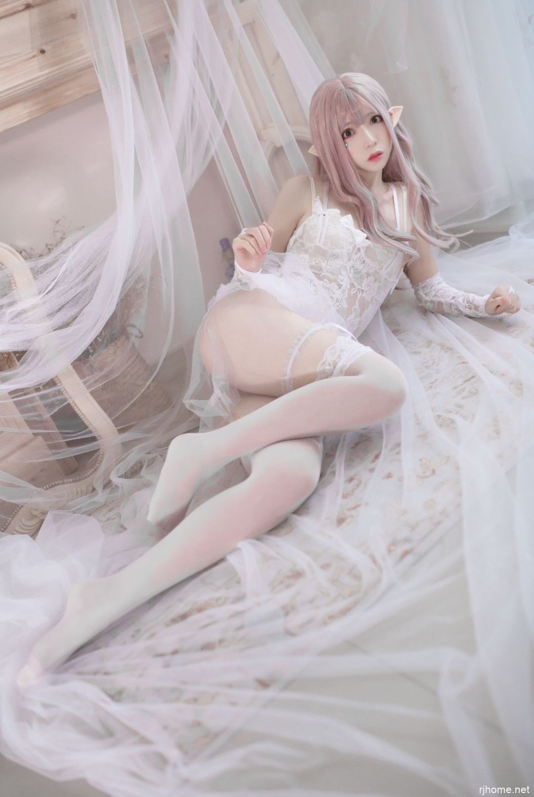 微博红人疯猫ss 纯白精灵[29p 916mb 1v]