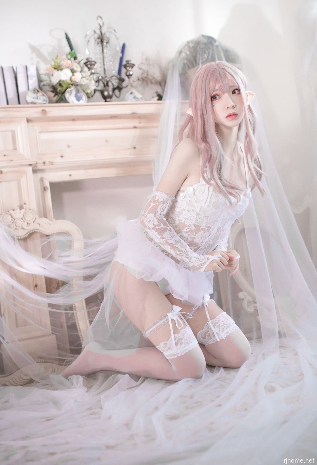 微博红人疯猫ss 纯白精灵[29p 916mb 1v]