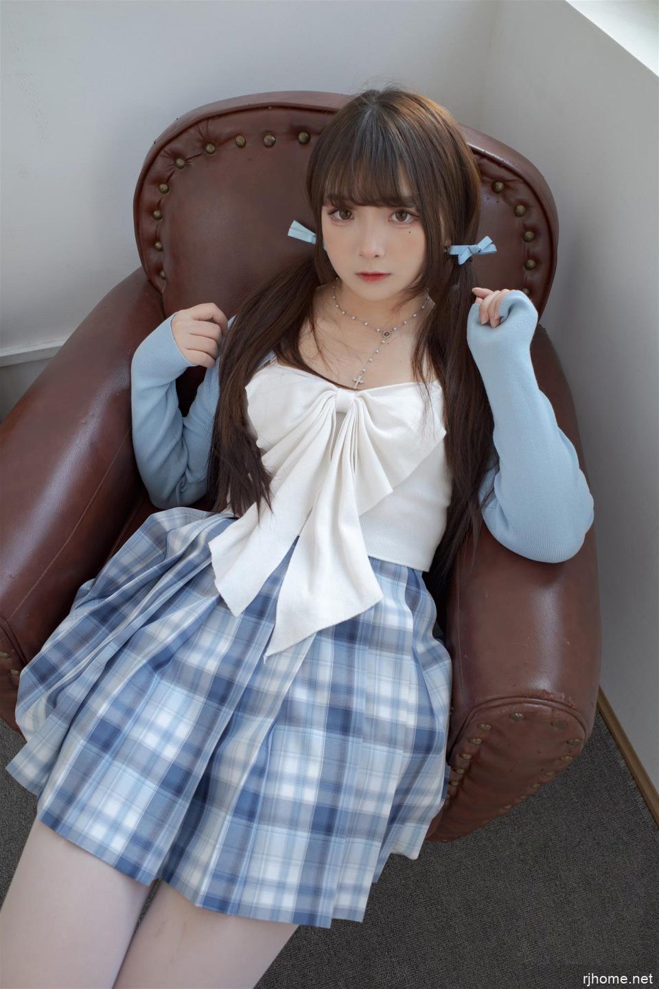 森萝财团 YL-009 古川kagura 白丝13D [66P+1V-2.7G]