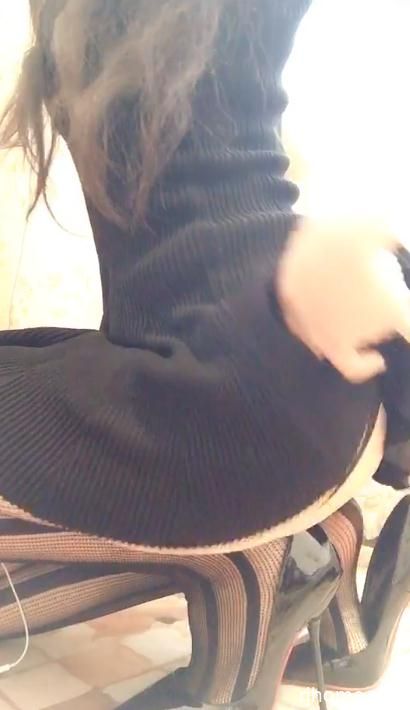 2108295  芷兮 丝袜高跟合集  29V-800MB  秒传