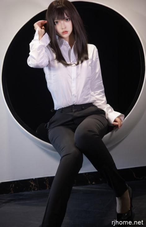 2108227  疯猫ss - 职业ol   40P-594M   秒传