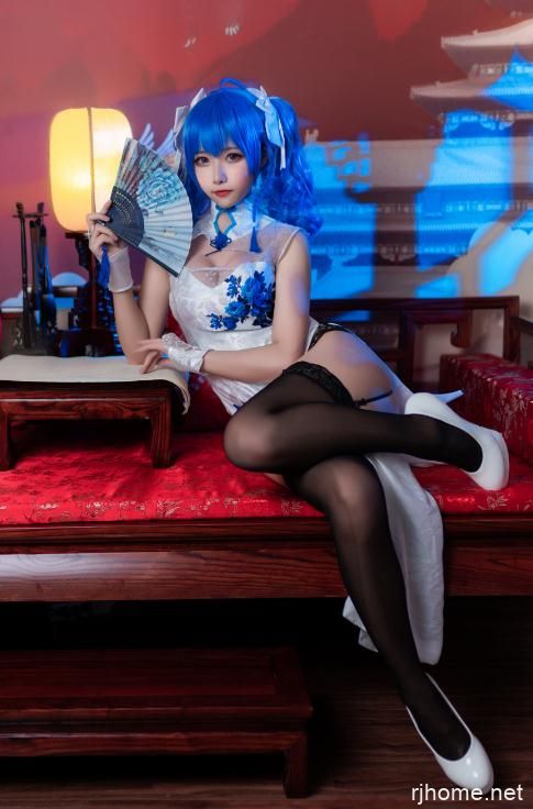 2109156  momoko葵葵40套 825P+1V-6.82G   秒传