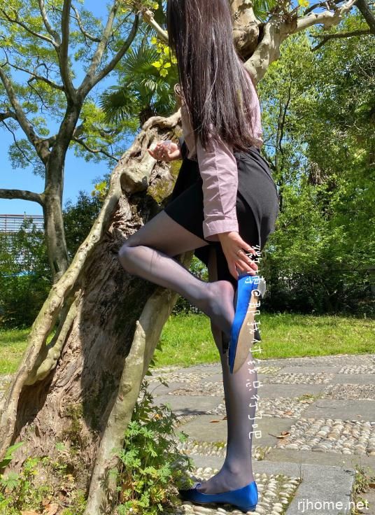 2109159  微博丝腿博主 那我付钱总行了吧  2237P+935V 3.4G  秒传