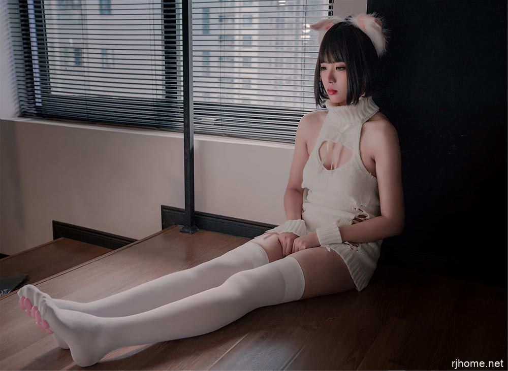 [596]轩萧学姐 - NO.11 猫爪袜 [40P-118MB]