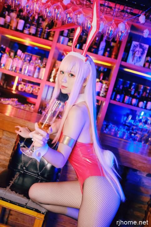 2110155  izumi泉桃子  兔女郎 40P-146M  秒传