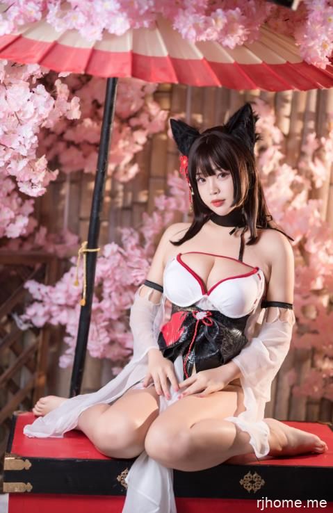 2110229   白烨 - 湿身泳装   61P+1V-1.47G   秒传