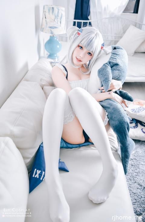 2110278 ElyEE子最新4套 113P-272M 秒传