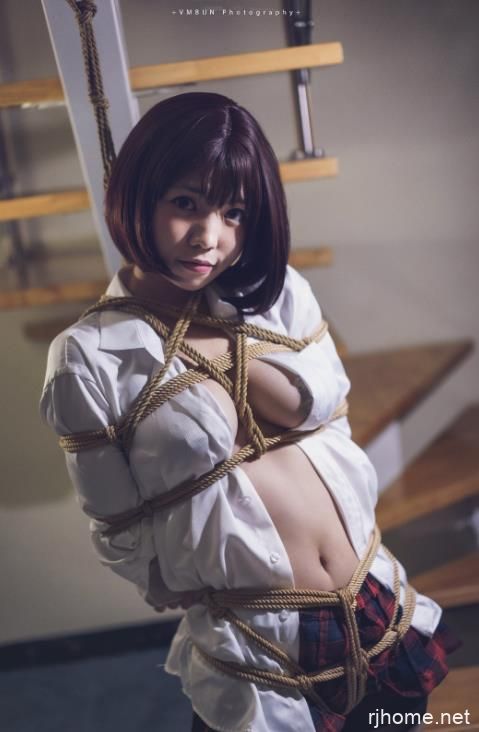 2110084  啊日日_Ganlory 9套资源合集  307P-2.24G   秒传