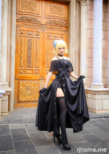 参见女王陛下-小卷 [40P]秒传