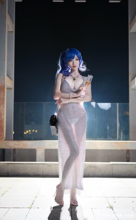 2111106  一米八的大梨子 12套合集  746P-3.29G   秒传