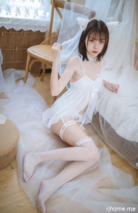 2111114  许岚LAN - 少女白色裙  41P-627M   秒传