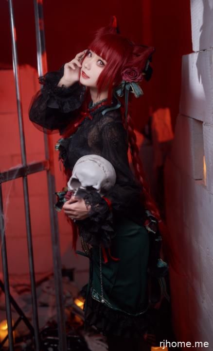 2111126  花柒Hana - 火焰猫燐 10P-24M  秒传