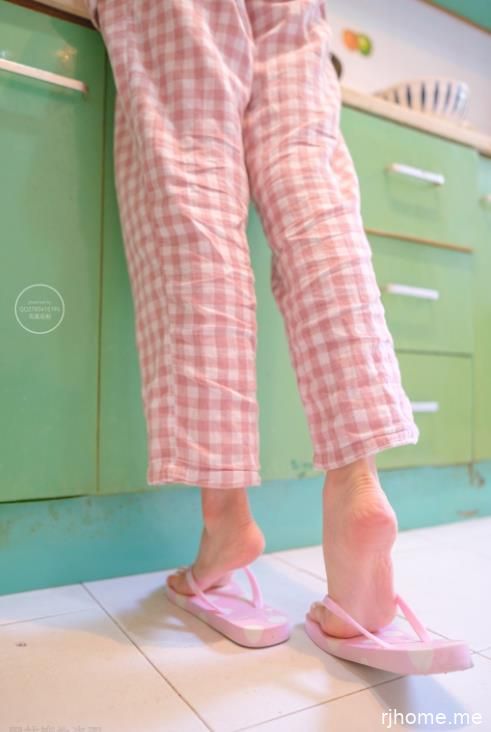 2112151  森萝财团 有料050  81P+1V-3G   秒传