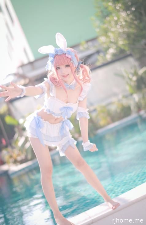 2112044  花柒Hana 8套合集  948M  秒传