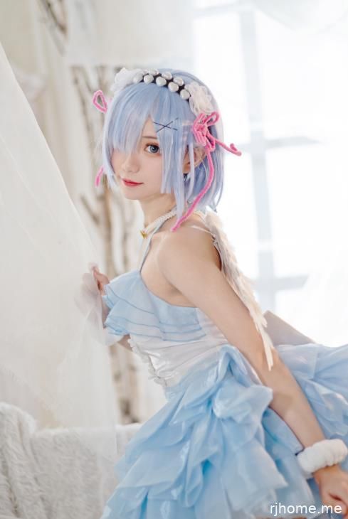 2112044  花柒Hana 8套合集  948M  秒传