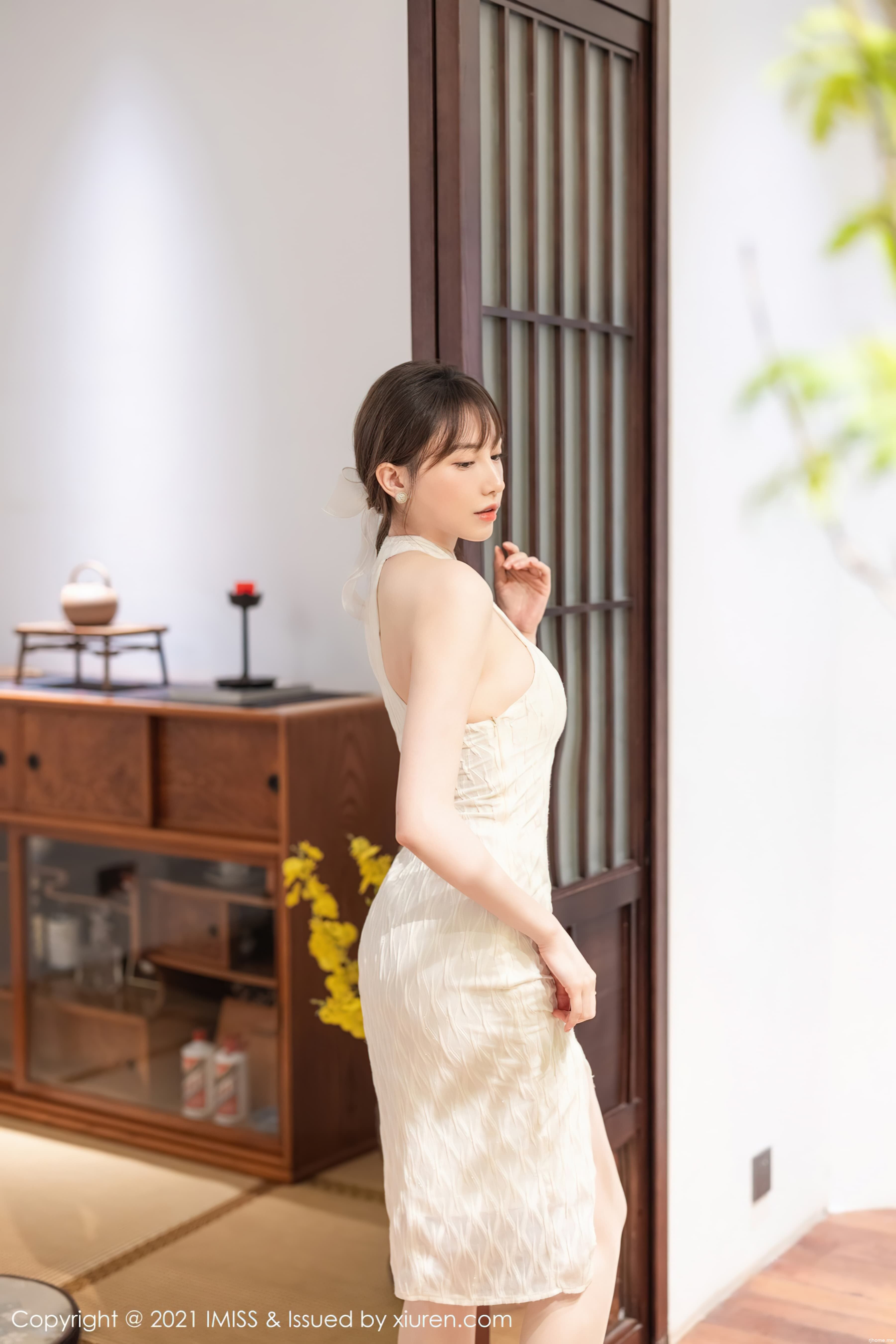 【001】Lynn刘奕宁 – 高颜值美女模特套图合集23套[度盘+秒传]【4.13G】