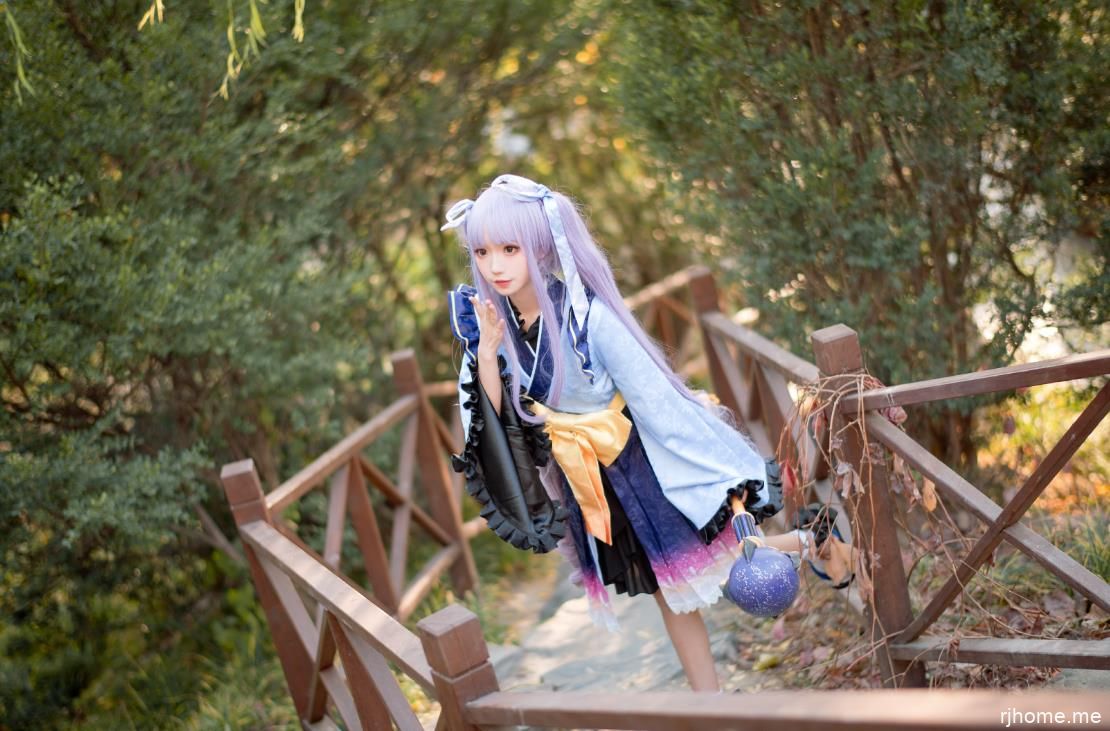 2201149  花柒Hana - 镜华小仓唯cos正片   18P-60M   秒传