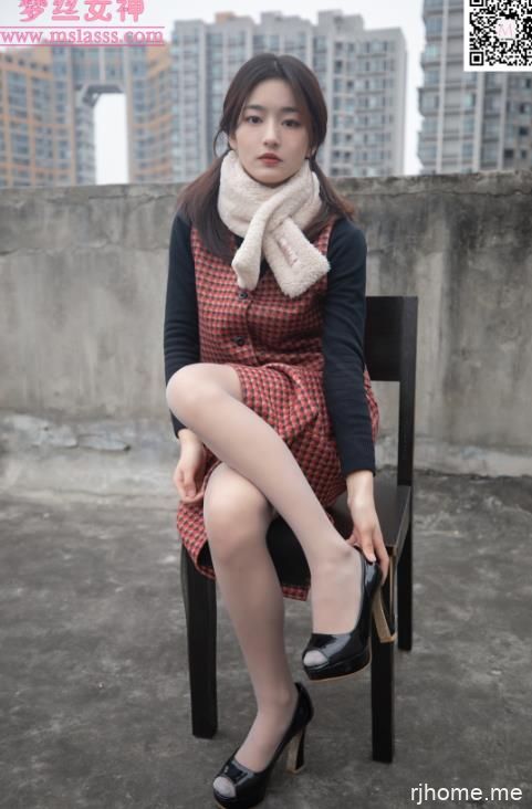 2202062  梦丝女神 - 璇璇   124P+4V-3.10G   秒传