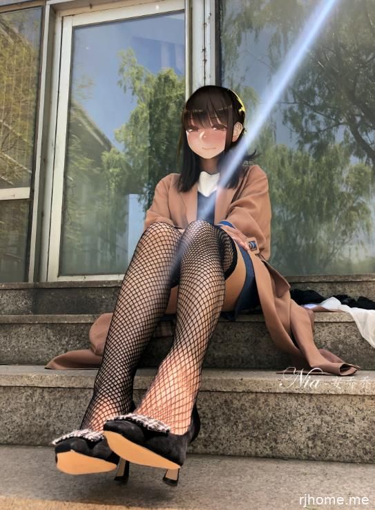 2202214  丝袜美腿博主安乔乔儿35套合集打包  3740P+7V-24.1G  秒传