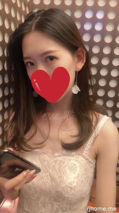 2202213  Chloe霏霏 腿控足丝合集 2850P+5V-17.2G  秒传