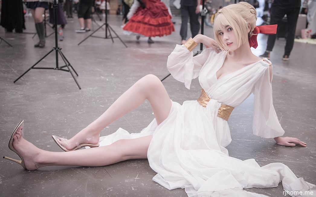 【你的负卿】漫展COS 4合1 阿尔托莉雅
