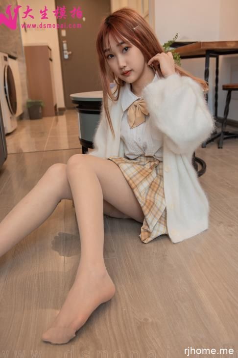 2203281  大生模拍 N224 冰悦 美足少女   51P+1V 822M  秒传