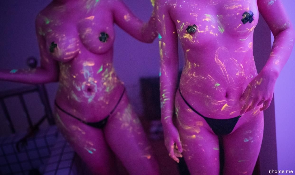 2203152 甜糖大魔王 - 双人抹油  40P-515M   秒传