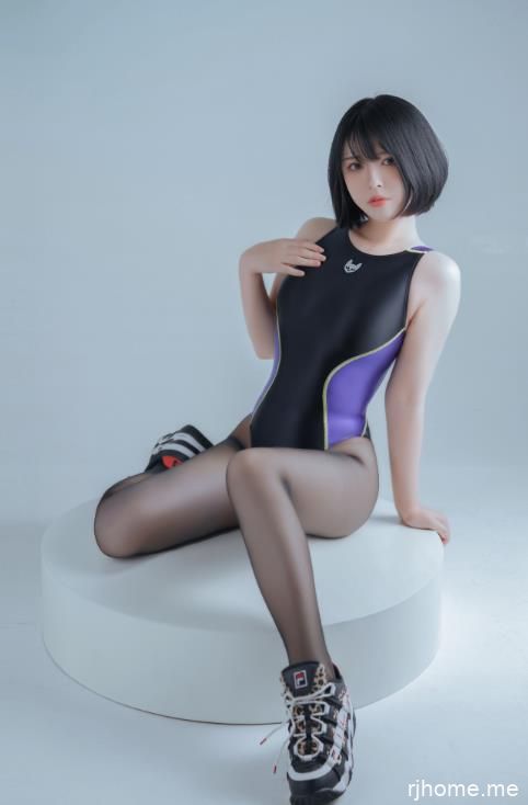 2203024  半半子BANBANKO - 竞泳   29P-37M   秒传