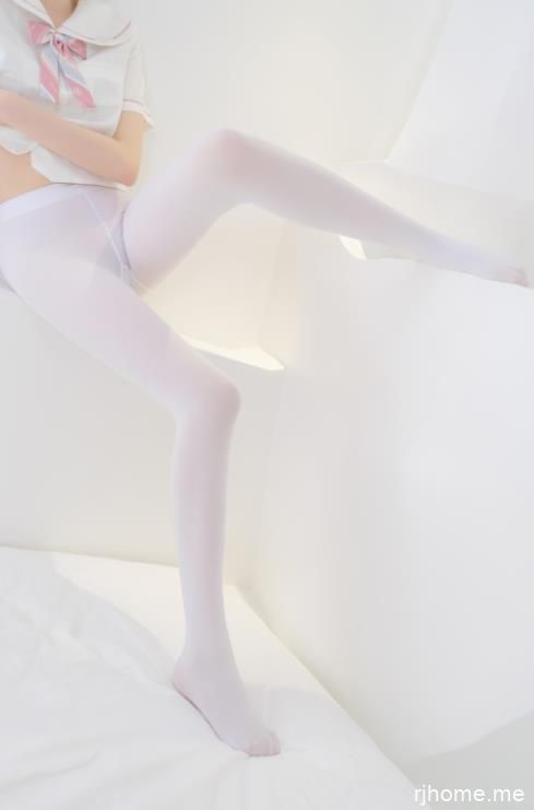 2203072森萝财团 -  微风-03  109P+1V-3.13G   秒传