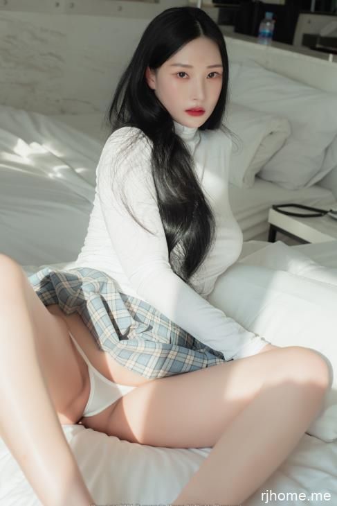 2203266 韩美英Riha - PURE vol.143 & 直播合集 150P+42V-34.2G 秒传
