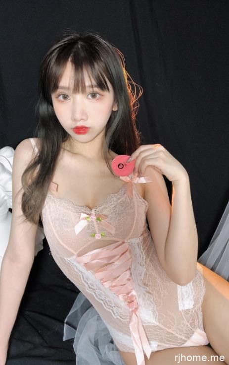 2203020  果咩酱w 29套合集   990P+17V-8.87G   秒传