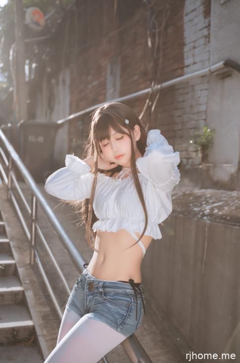 2204291（评论可见）  萌芽儿o0 - 邻家小恶魔  47P+1V-426M