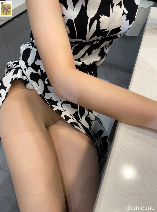 22041008  ISS系列 - 美晗 厨娘肉色连裤袜  98P+1V-751M