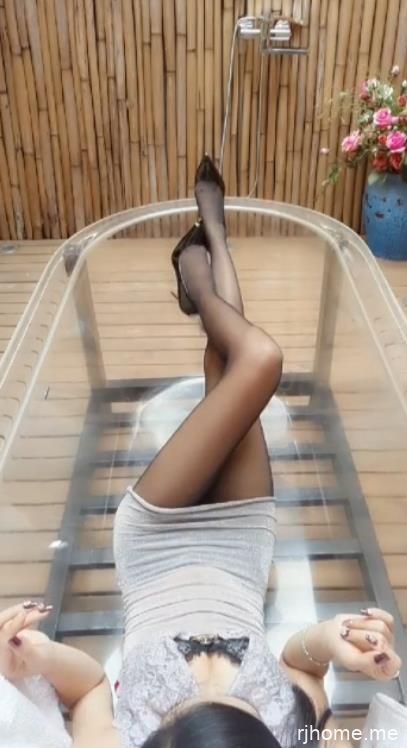 2204133（评论可见）  MISS瘦 私人定制视频合集   20V-401M