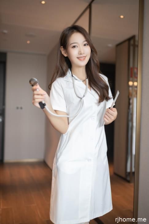 22041607 （评论可见）  唐安琪 - 家庭医生   66P+1V-660M