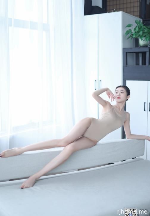 2203312  [GALLI嘉丽]舞蹈生日记 - 茜茜   49P-240M  秒传