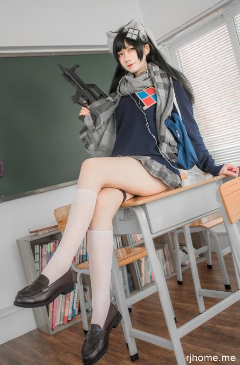 22042515 izumi泉桃子合集6套 322P-2.28G 秒传