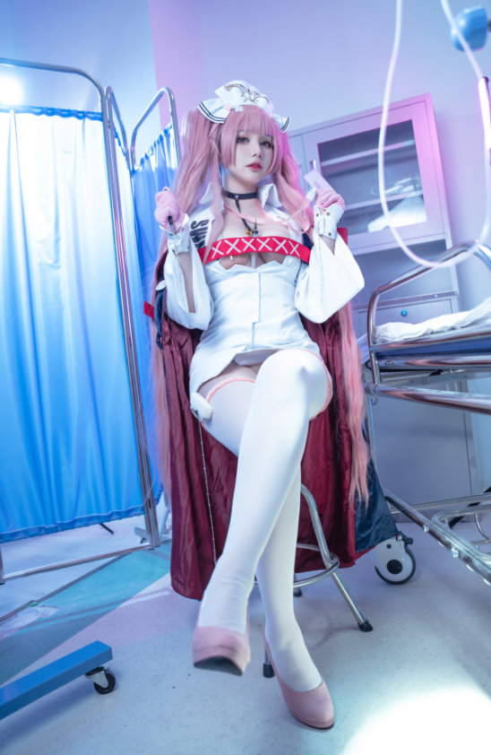 Shiroi_白井茶茶 - NO.01 碧蓝航线 英仙座护士 [39P-459MB 秒传]