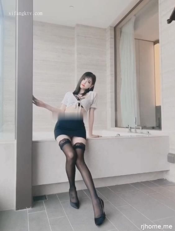 22051301  杨晨晨视频写真五月私拍   20V-1.06G