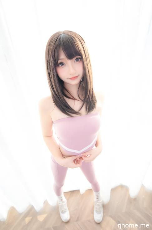 22051211（评论可见）  神楽坂真冬 - 草莓蜜桃  75P-143M