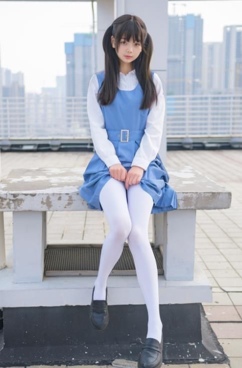 22061501（评论可见）  稚乖画册 - 晴空02   79P+1V-1.10G