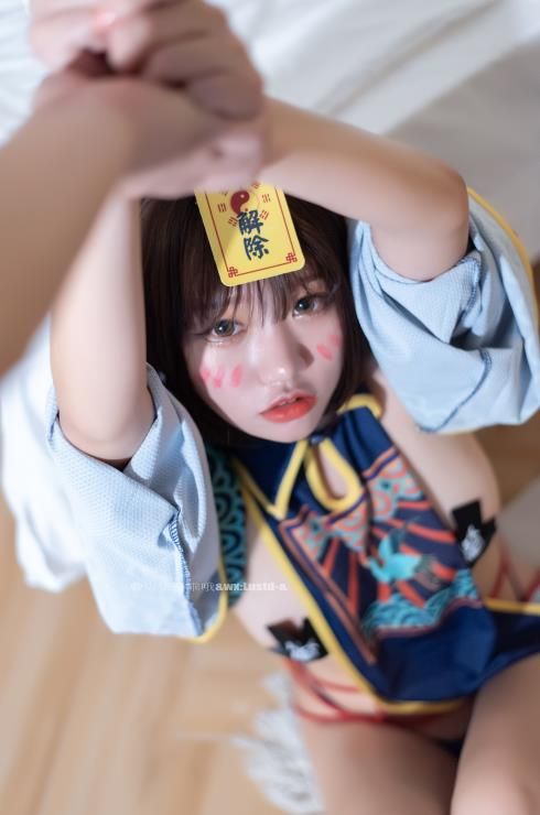 22060907（评论可见）  柒柒要乖哦 - 小僵尸   45P-604M