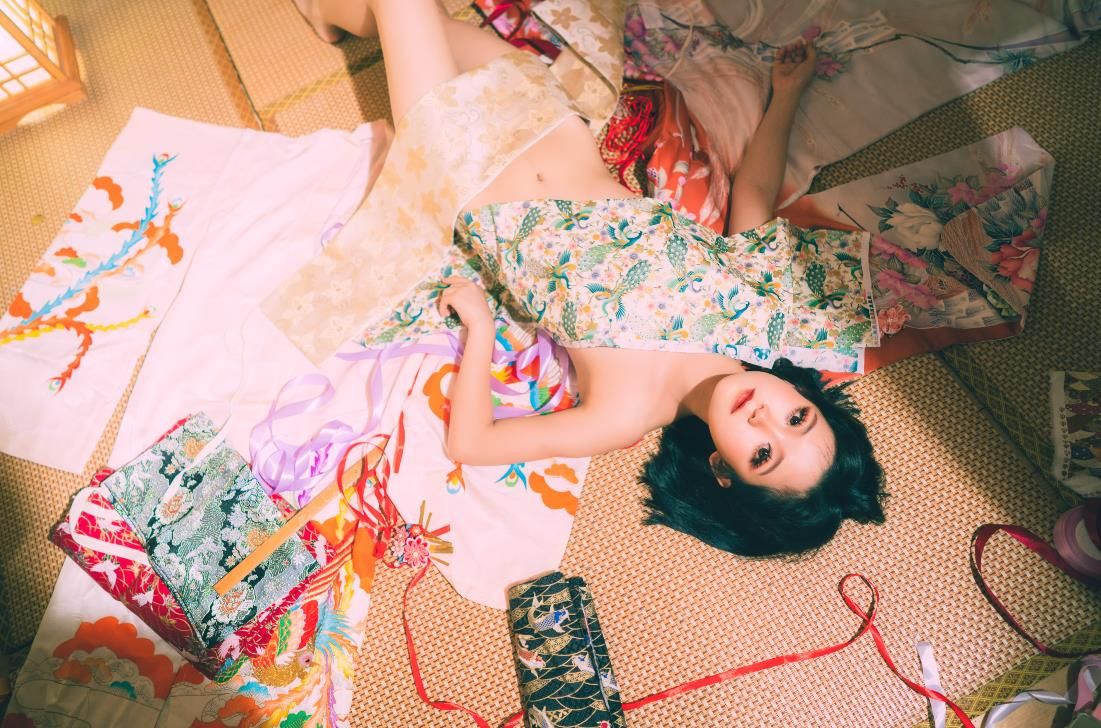 22062012  Archer - 绿洲舞娘等六套合集   222P-2.18G   秒传不亏