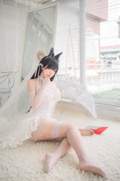 22060108（评论可见）   九曲Jean -  爱宕婚纱  41P-271M