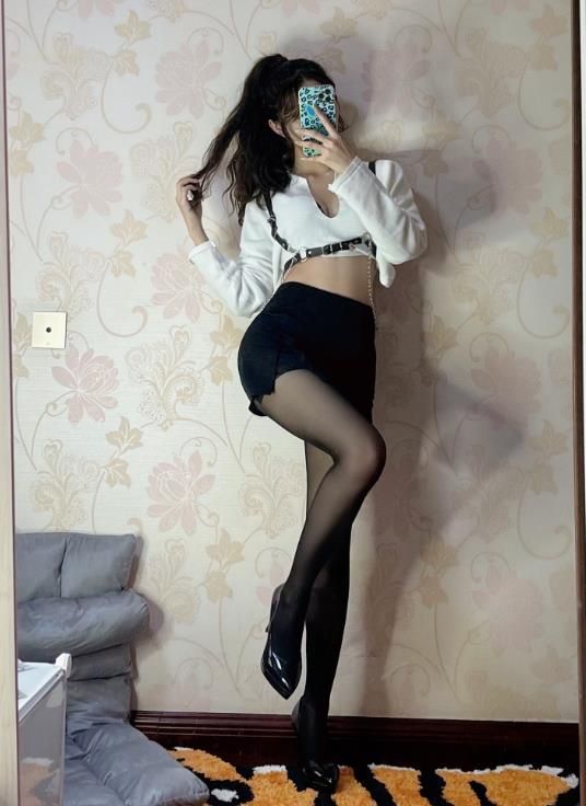 22062407（评论可见）  Kettoe - 黑丝   23P-91M